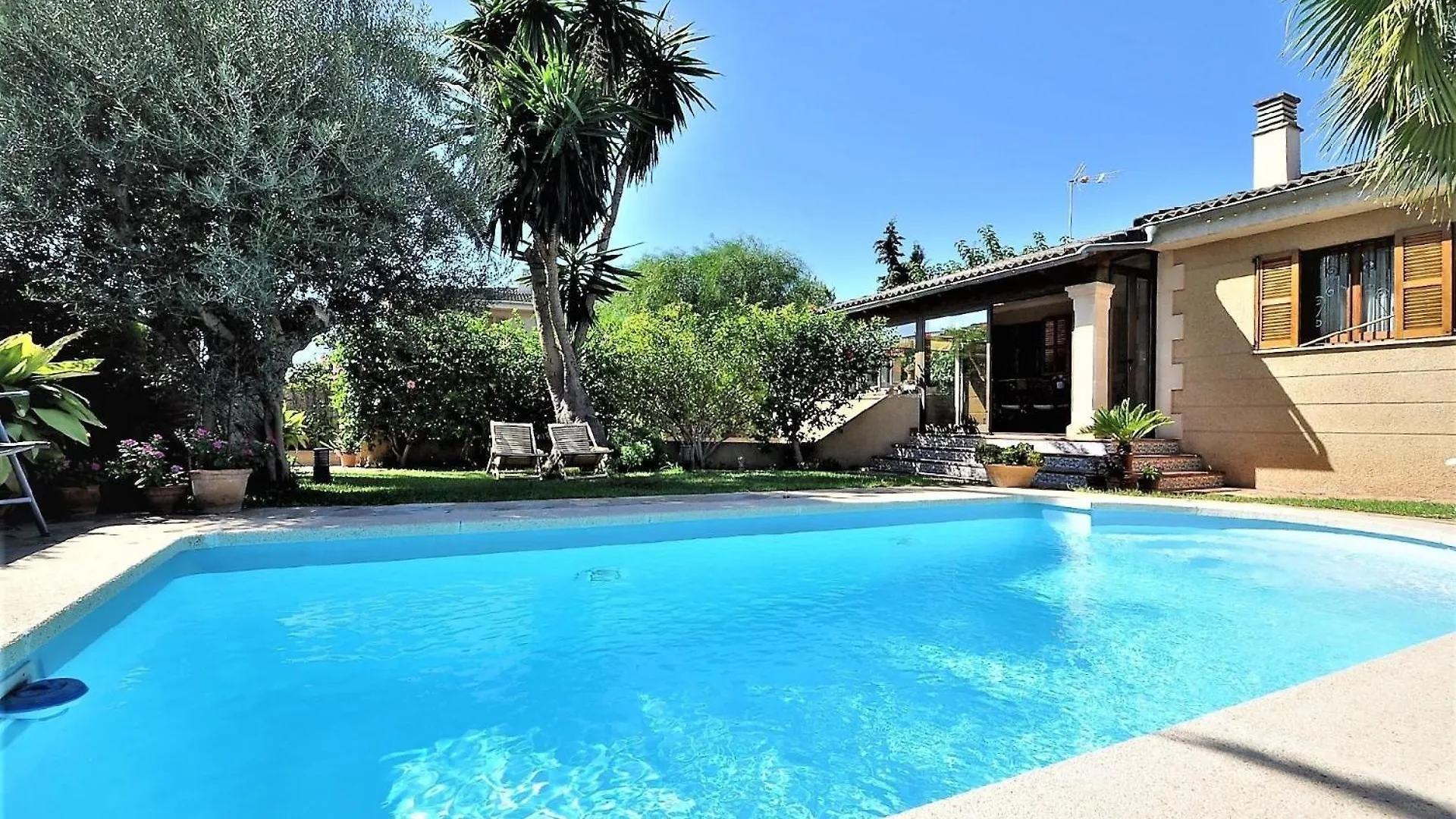 Ferienhaus Mit Privatpool Fuer 6 Personen Ca 170 Qm In Palma De Mallorca, Mallorca Palma De Mallorca Und Umgebung