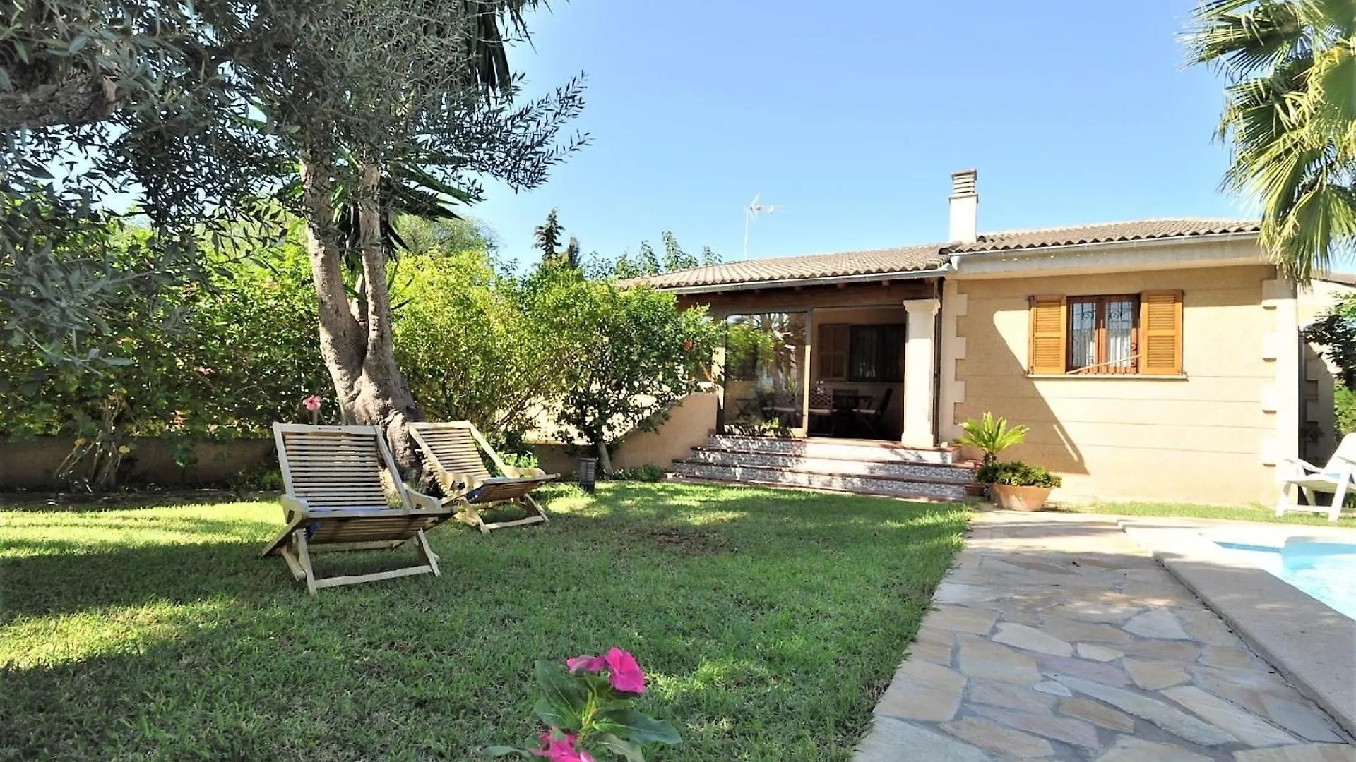 Ferienhaus Mit Privatpool Fuer 6 Personen Ca 170 Qm In Palma De Mallorca, Mallorca Palma De Mallorca Und Umgebung