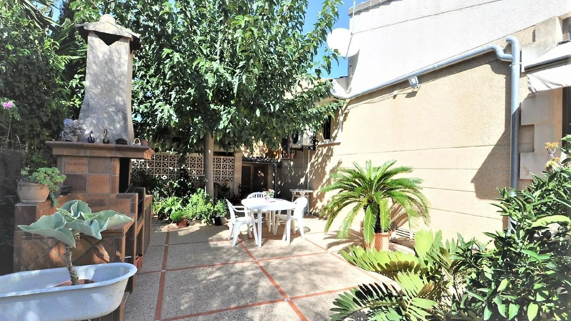 Ferienhaus Mit Privatpool Fuer 6 Personen Ca 170 Qm In Palma De Mallorca, Mallorca Palma De Mallorca Und Umgebung